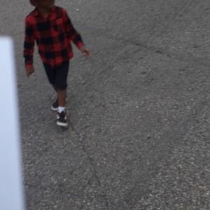 Meet your Posher, Tee